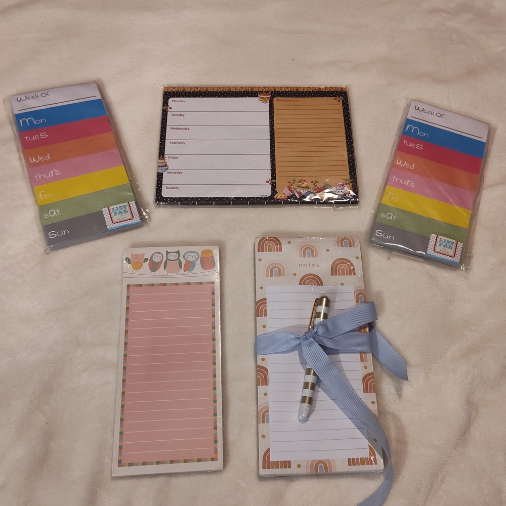 Colorful Weekly Planner and Notepad Set